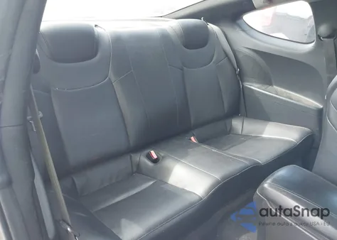 2012 Hyundai Genesis 3.8 Track z USA, uszkodzony, nr VIN KMHHU6KH6CU078224